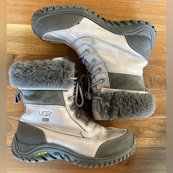 UGG Shoes - UGG Adirondack II Woman’s Winter Boots Size 11